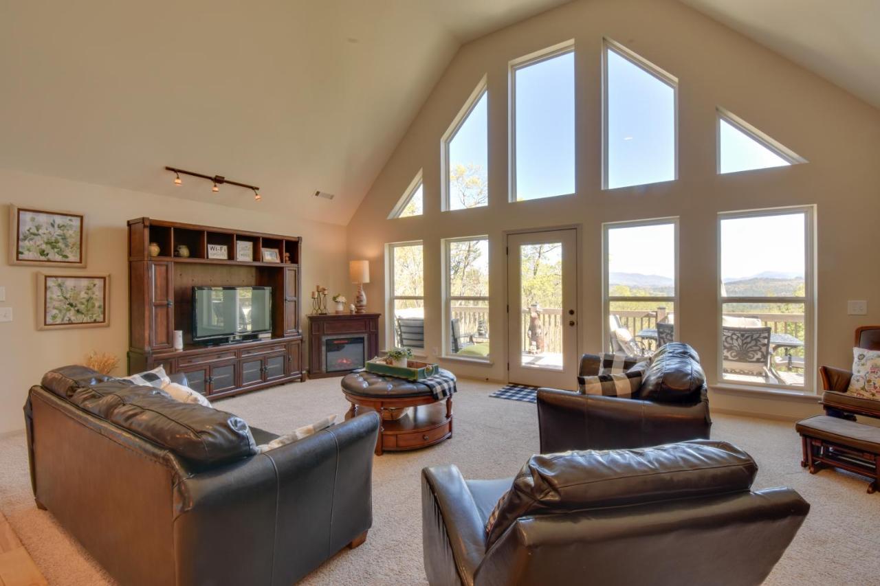 Lakemont Retreat Game Room, Hot Tub, And Mtn Views! Kültér fotó